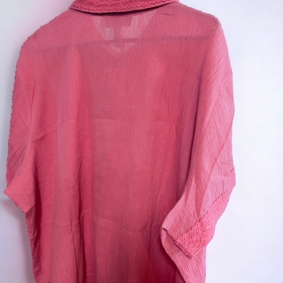 Denim & Co. Crochet & Gauze Blouse, Size 3X NWT - Picture 11 of 11